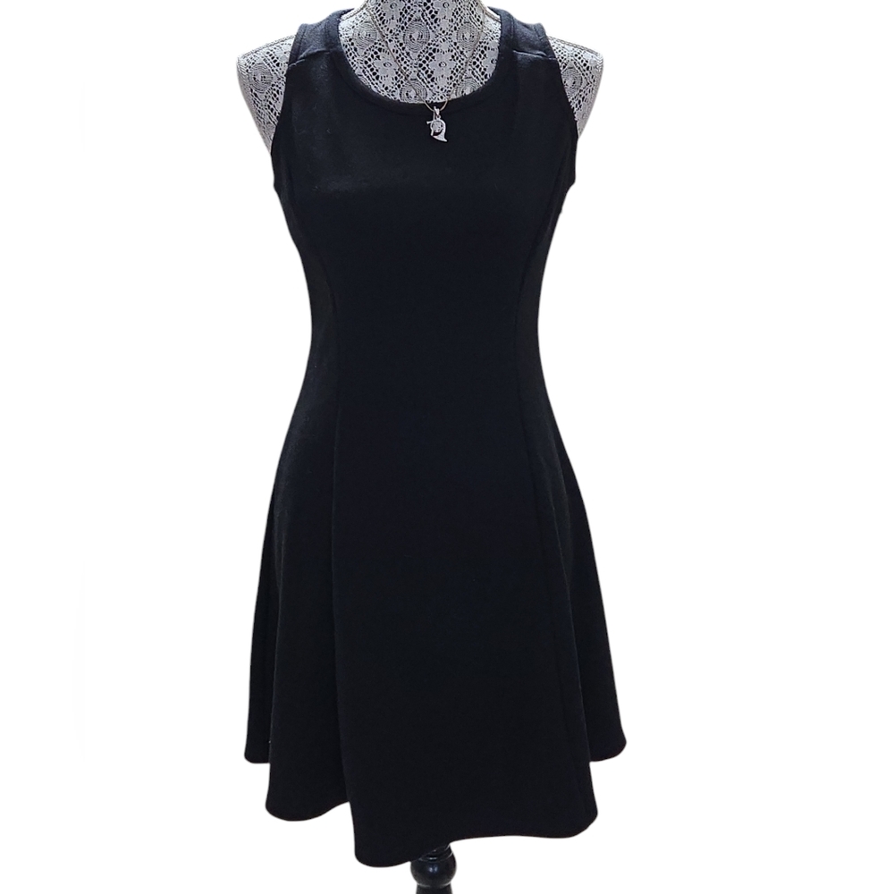 Old Navy Women's Fit & Flare Sleeveless Skater Dress LBD